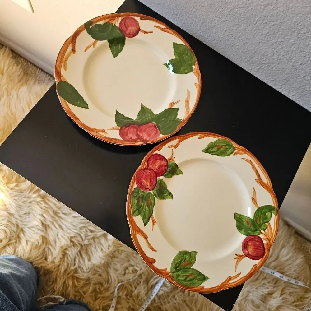 2 Vintage Franciscan Earthware Dinnerware Ceramic Hand Painted Apple Plates